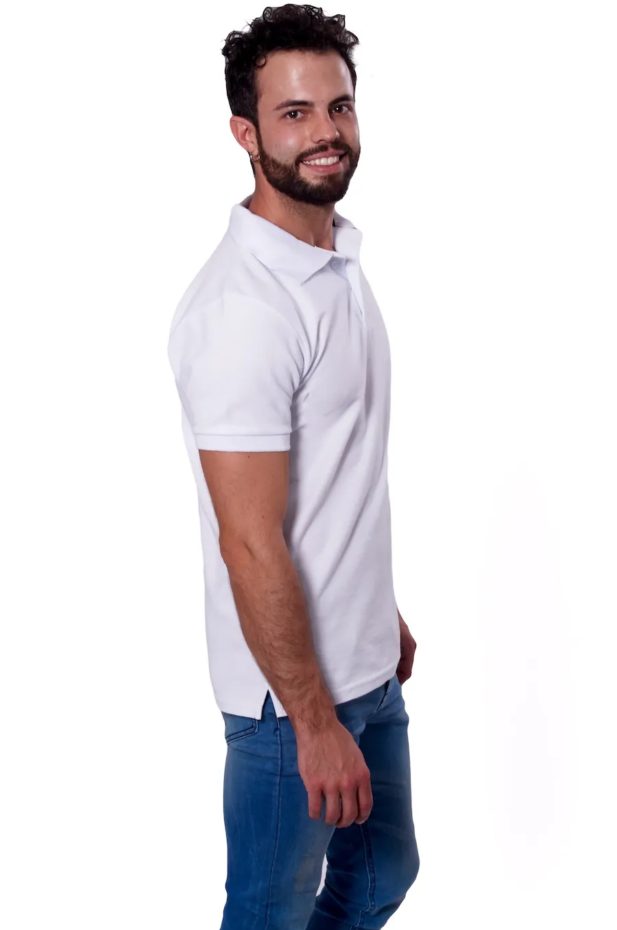 Playera tipo polo para caballero color blanco, 100% algodón, vista lateral